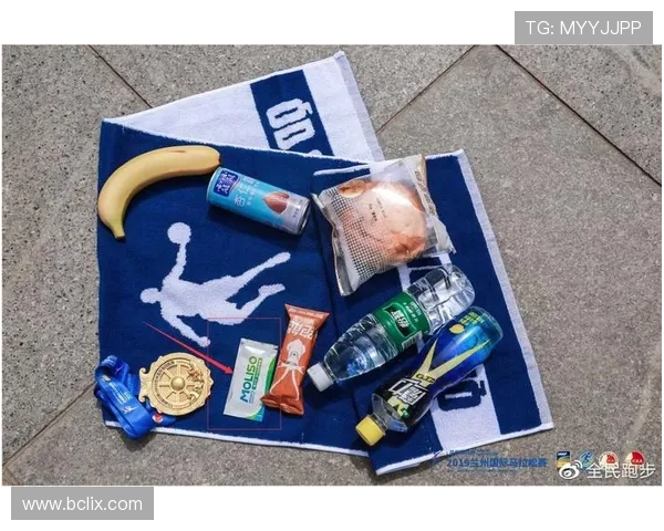 揭秘詹皇十岁拉伸高三冰敷之谜